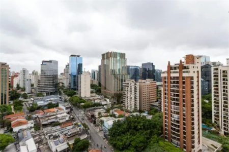 Apartamento à venda com 4 quartos, sendo 3 suítes, em Itaim Bibi, São Paulo, SP