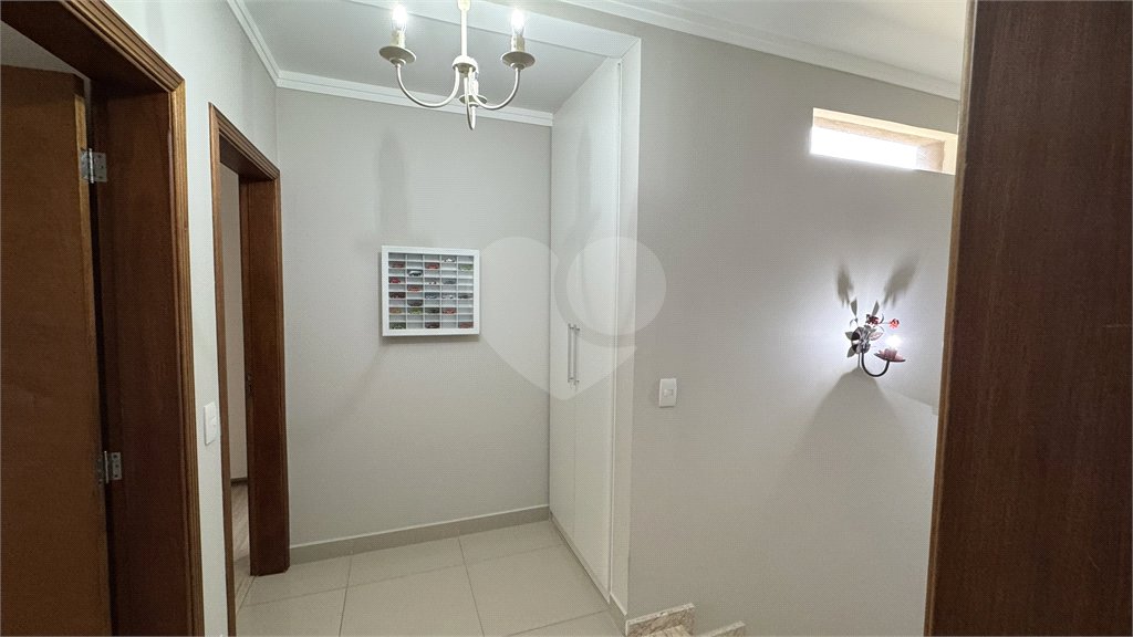 Casa à venda com 3 suítes no condomínio Residencial Delle Stelle, Louveira - SP