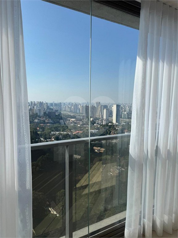 Apartamento à venda com 2 suítes em Jardim Morumbi, São Paulo, SP