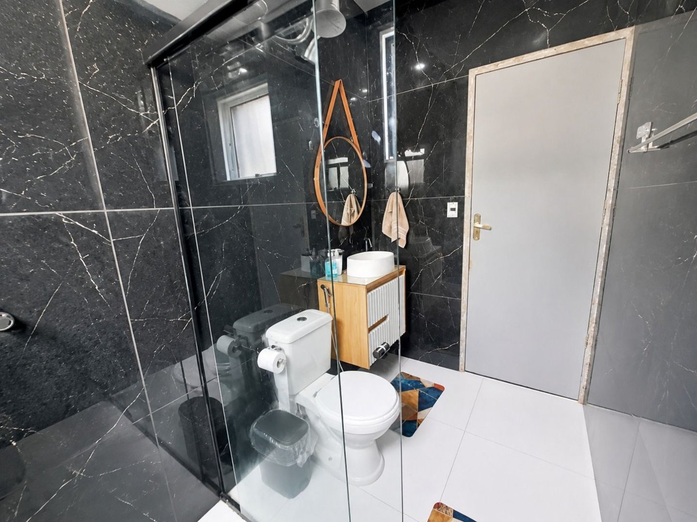 Casa com 3 dormitórios à venda, 259 m² por R$ 450.000,00 - Caruara - Santos/SP