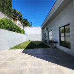 Casa para alugar com 3 quartos, sendo 1 suíte, no condomínio Chácaras Brasil, Atibaia - SP