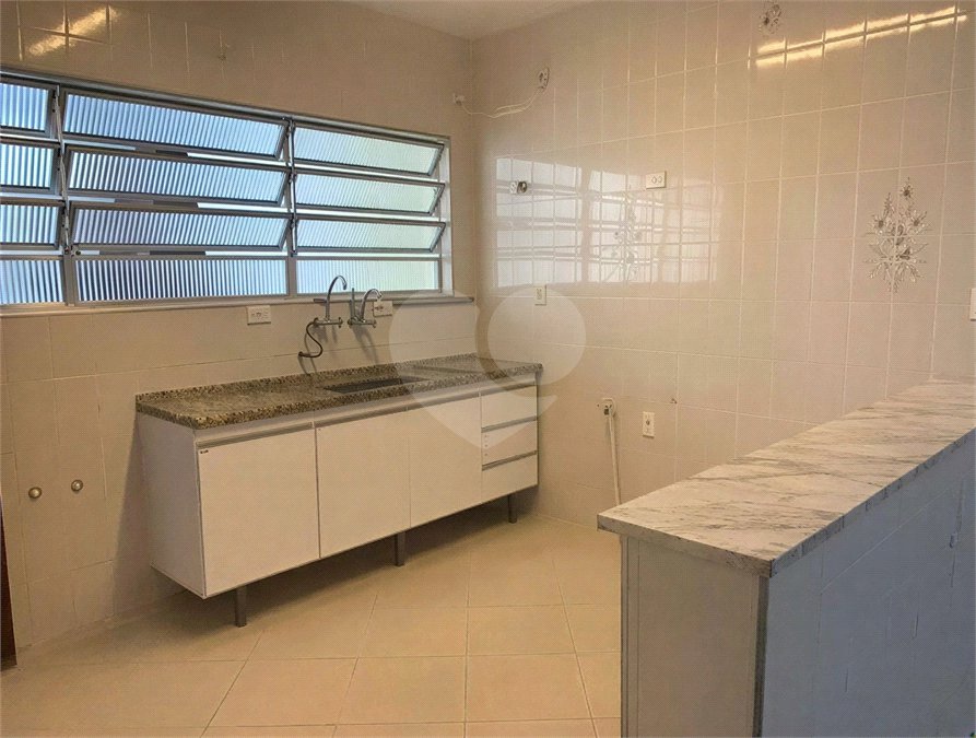 Sobrado à venda com 4 quartos, sendo 2 suítes, em Jardim do Mar, São Bernardo do Campo, SP