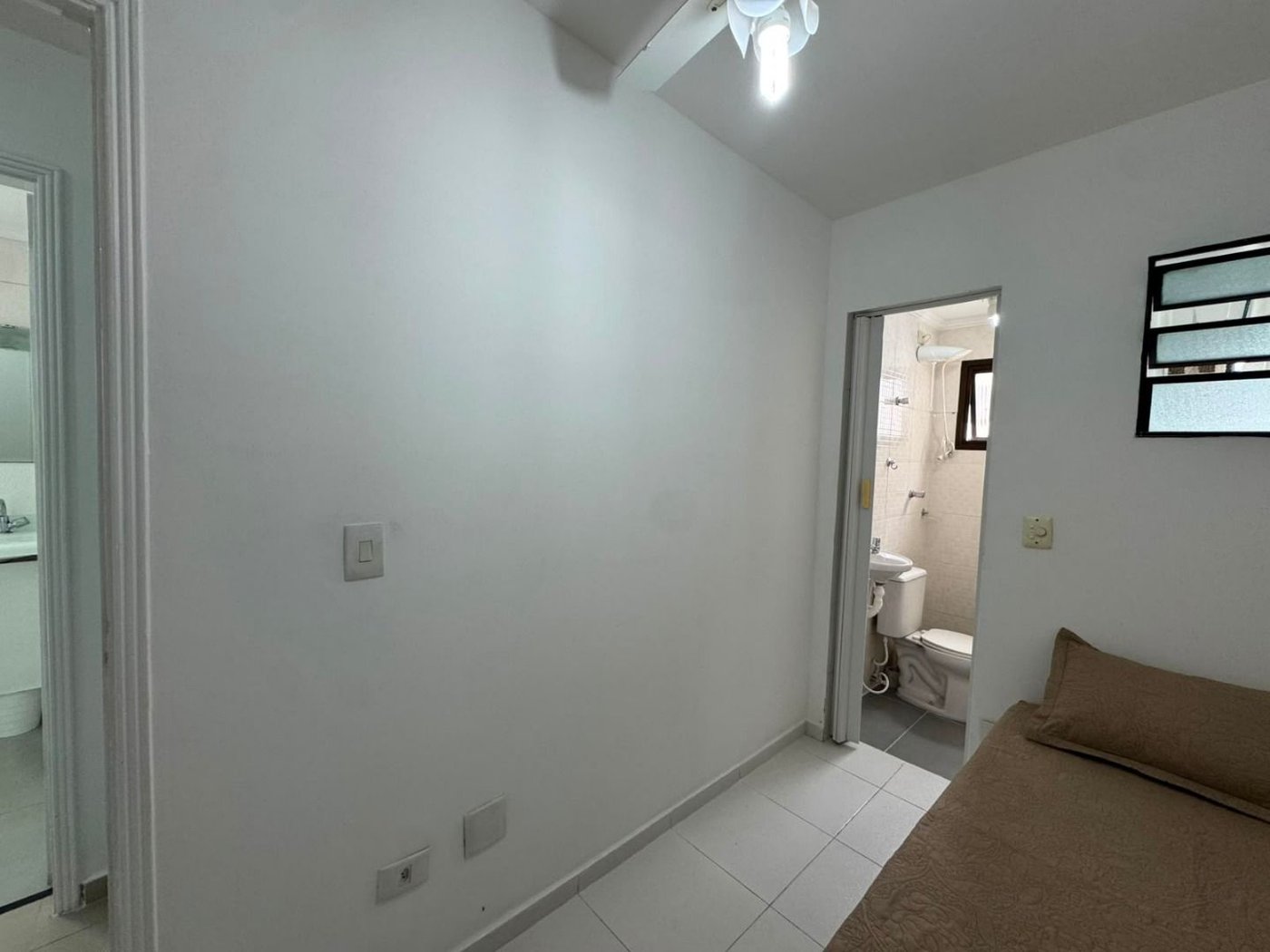 Apartamento com 3 dormitórios para alugar, 80 m² por R$ 4.000,02/mês - Balneário Cidade Atlântica - Guarujá/SP