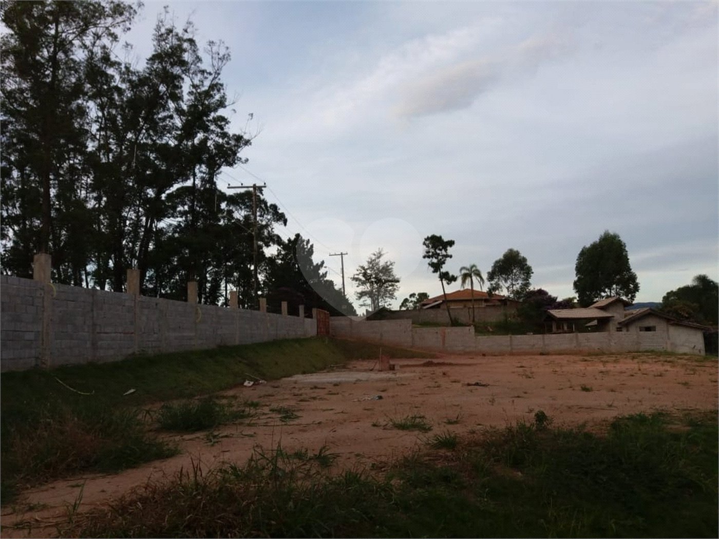 Terreno à venda no condomínio Loteamento Rancho Maringá I, Atibaia - SP