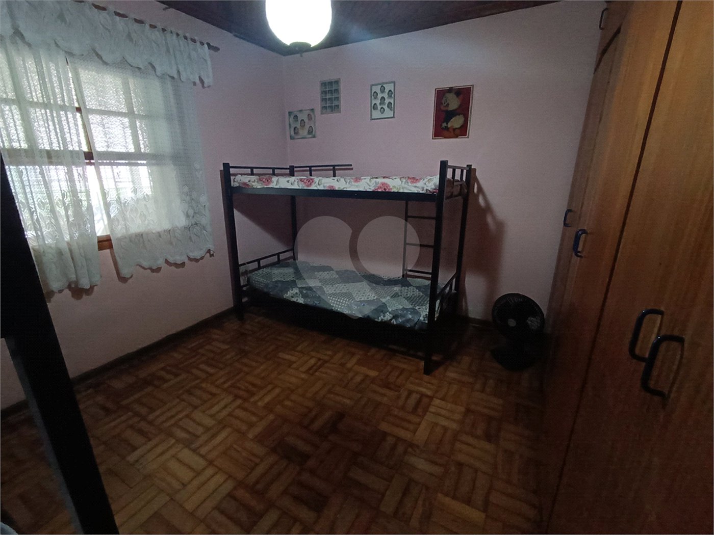 Casa à venda com 3 quartos em Vila Santa Rosália, São Roque, SP