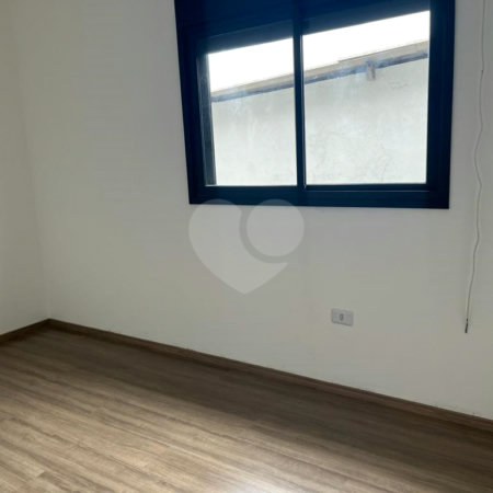 Sobrado à venda com 2 quartos, sendo 1 suíte, em Arujamérica, Arujá, SP