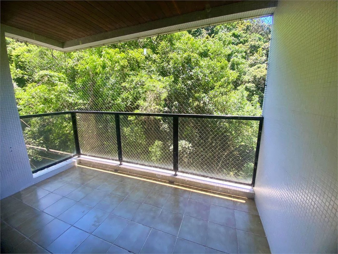 Apartamento Residencial à venda, Centro, Guarujá - AP1385.