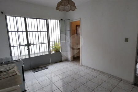 Casa à venda com 3 quartos em Água Fria, São Paulo, SP