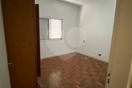 Casa à venda com 3 quartos em Campo Grande, São Paulo, SP