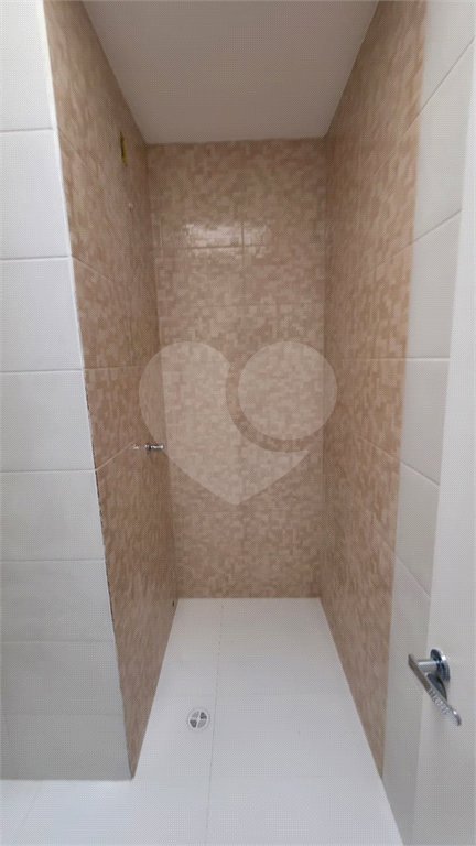 Sobrado à venda com 2 quartos em Guaianazes, São Paulo, SP