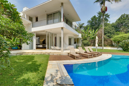Casa à venda com 5 suítes em Alto da Boa Vista, São Paulo, SP