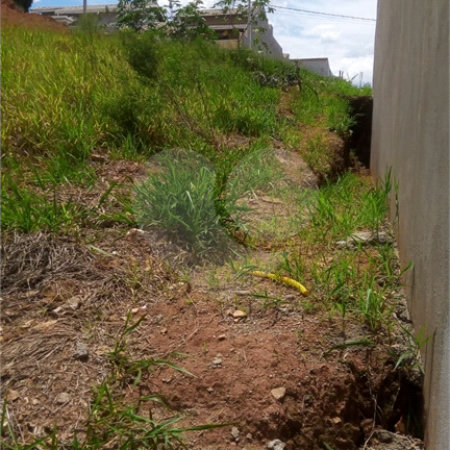 Terreno à venda no Centro, Bom Jesus dos Perdões, SP