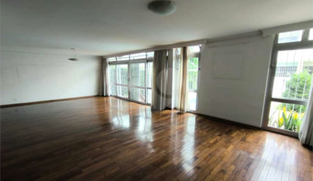 Casa à venda com 5 quartos, sendo 3 suítes,  em Brooklin Paulista, São Paulo, SP