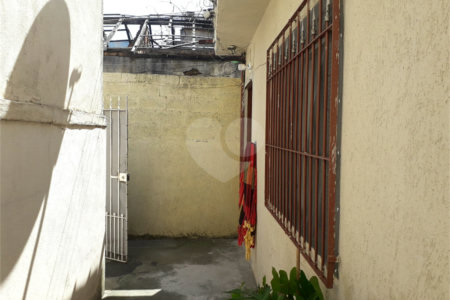Casa à venda com 2 quartos, sendo 1 suíte, em Vila Gustavo, São Paulo, SP