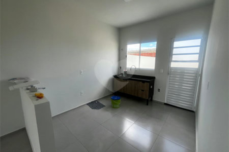Casa à venda com 2 quartos em Parque Itapê, Itapetininga, SP