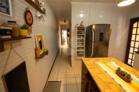 Casa à venda com 3 quartos, sendo 1 suíte,  em Jardim Villaça, São Roque, SP