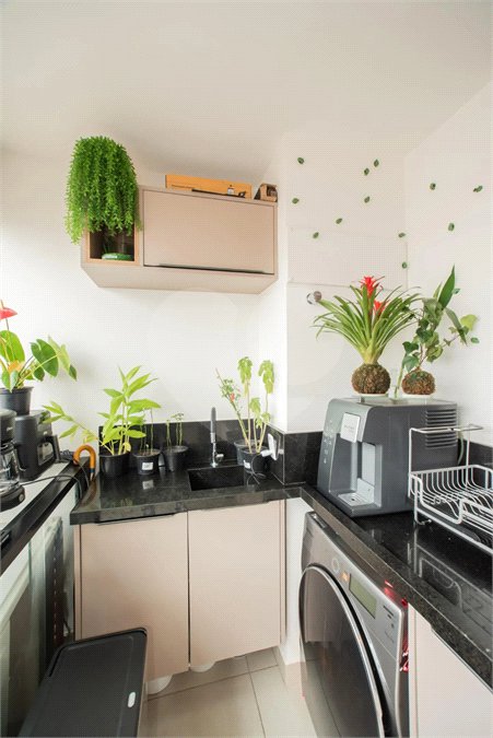 Apartamento à venda com 2 quartos, sendo 1 suíte, em Mirandópolis, São Paulo, SP