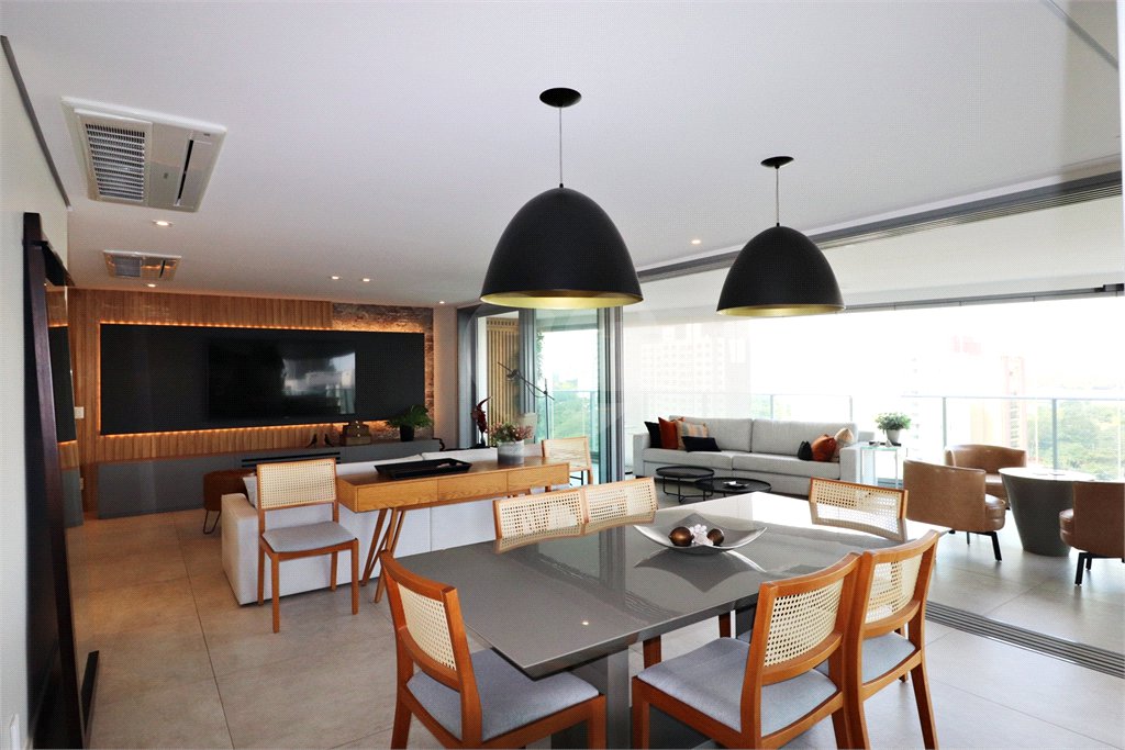 Apartamento à venda com 4 suítes em Santana, São Paulo, SP