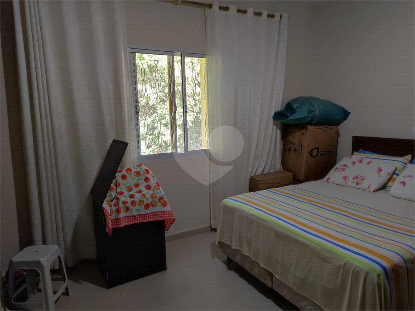 Chácara à venda com 3 quartos, sendo 2 suítes,  em Parque Varanguera, São Roque, SP