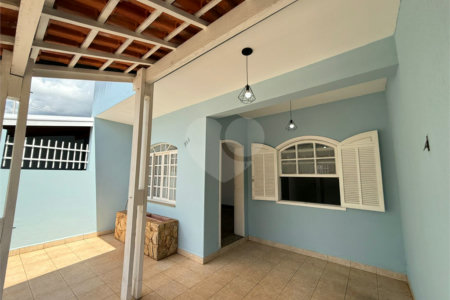 Casa à venda com 2 quartos em Jardim Itália, Itapetininga, SP