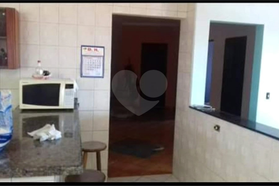 Casa à venda com 3 quartos em Jardim Santa Emilia, Guarulhos, SP