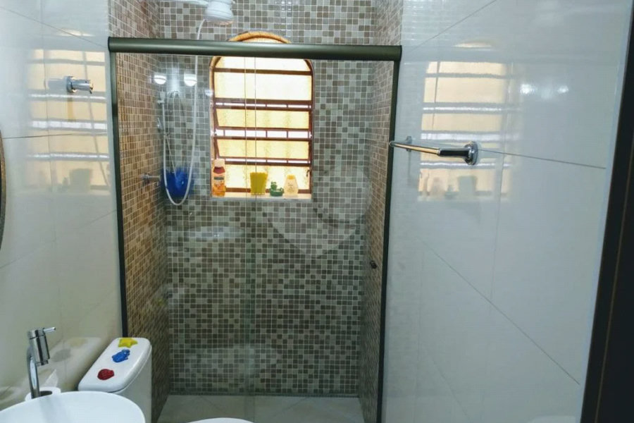 Sobrado à venda com 4 quartos, sendo 1 suíte, em Limão, São Paulo, SP