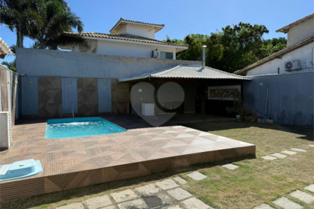 Casa à venda com 3 quartos, sendo 2 suítes, em São José, Armação dos Búzios, RJ