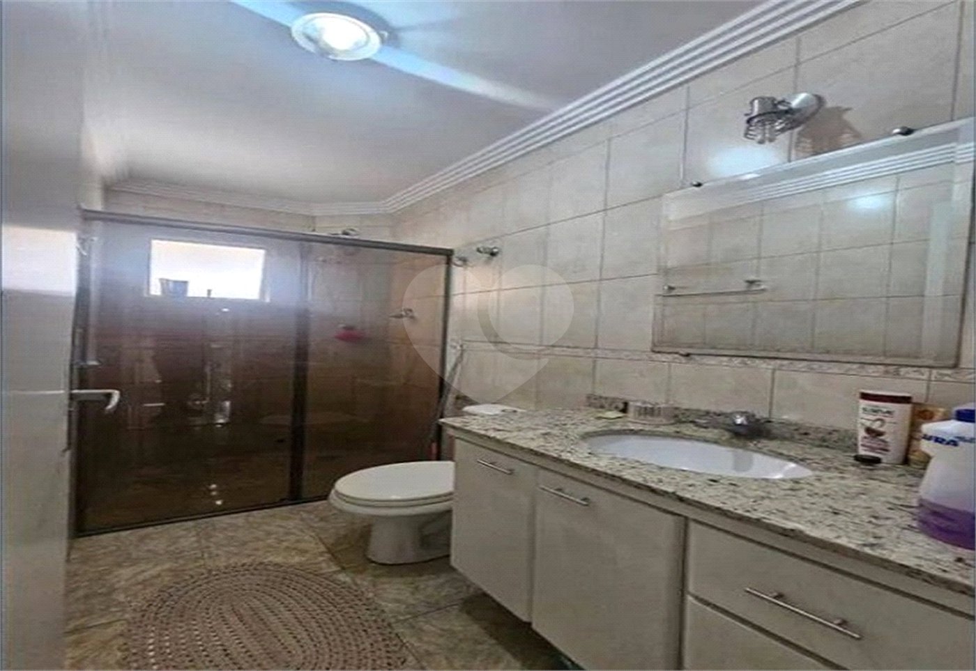 Casa à venda com 3 quartos, sendo 1 suíte,  no condomínio Residencial Villagio Vitória, Guarulhos - SP