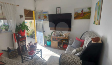 Casa Térrea à venda com 3 quartos em Terra Preta (terra Preta), Mairiporã, SP