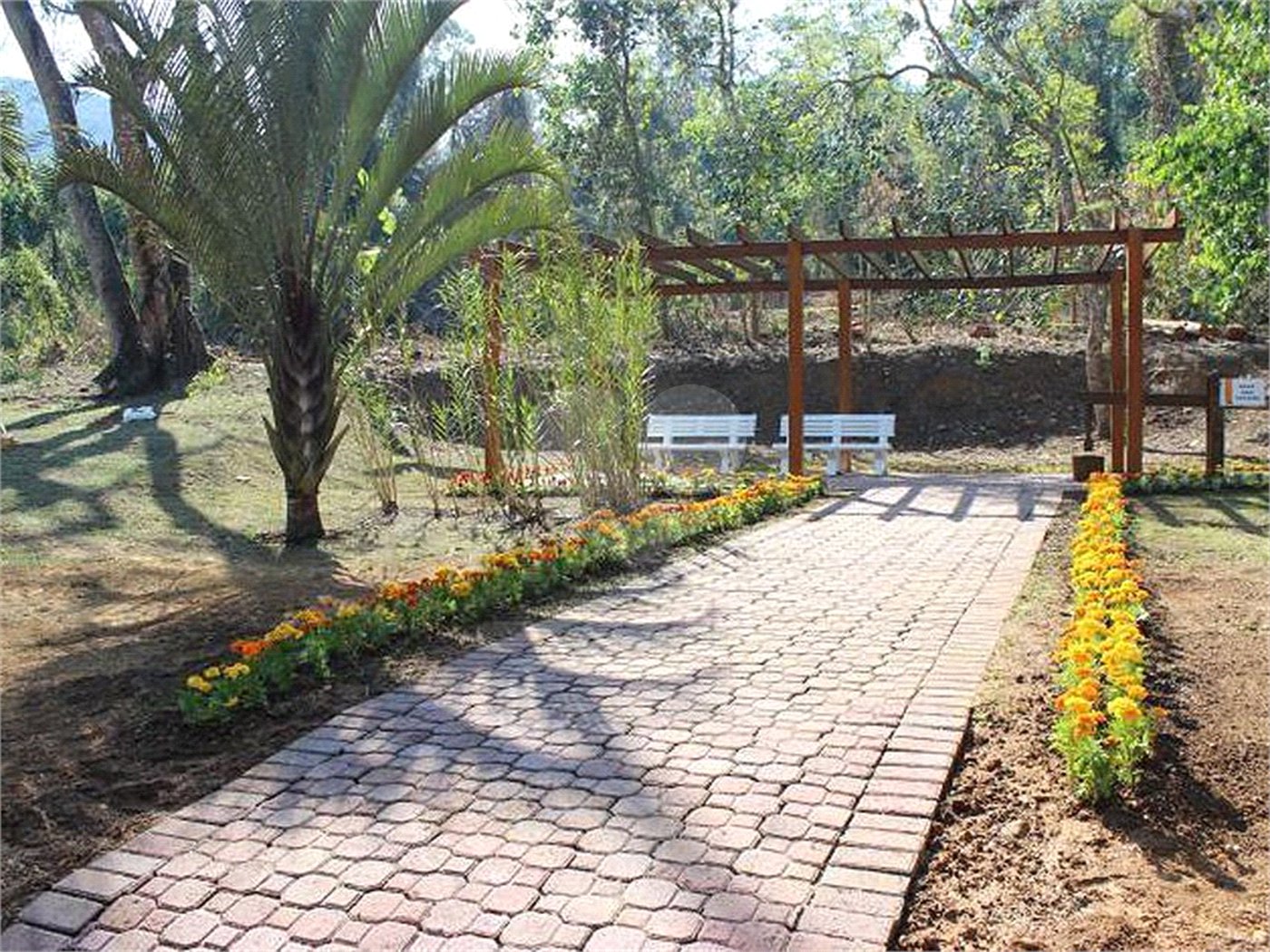 Terreno à venda com 1 quarto no condomínio Ecovile Araçariguama, Araçariguama - SP