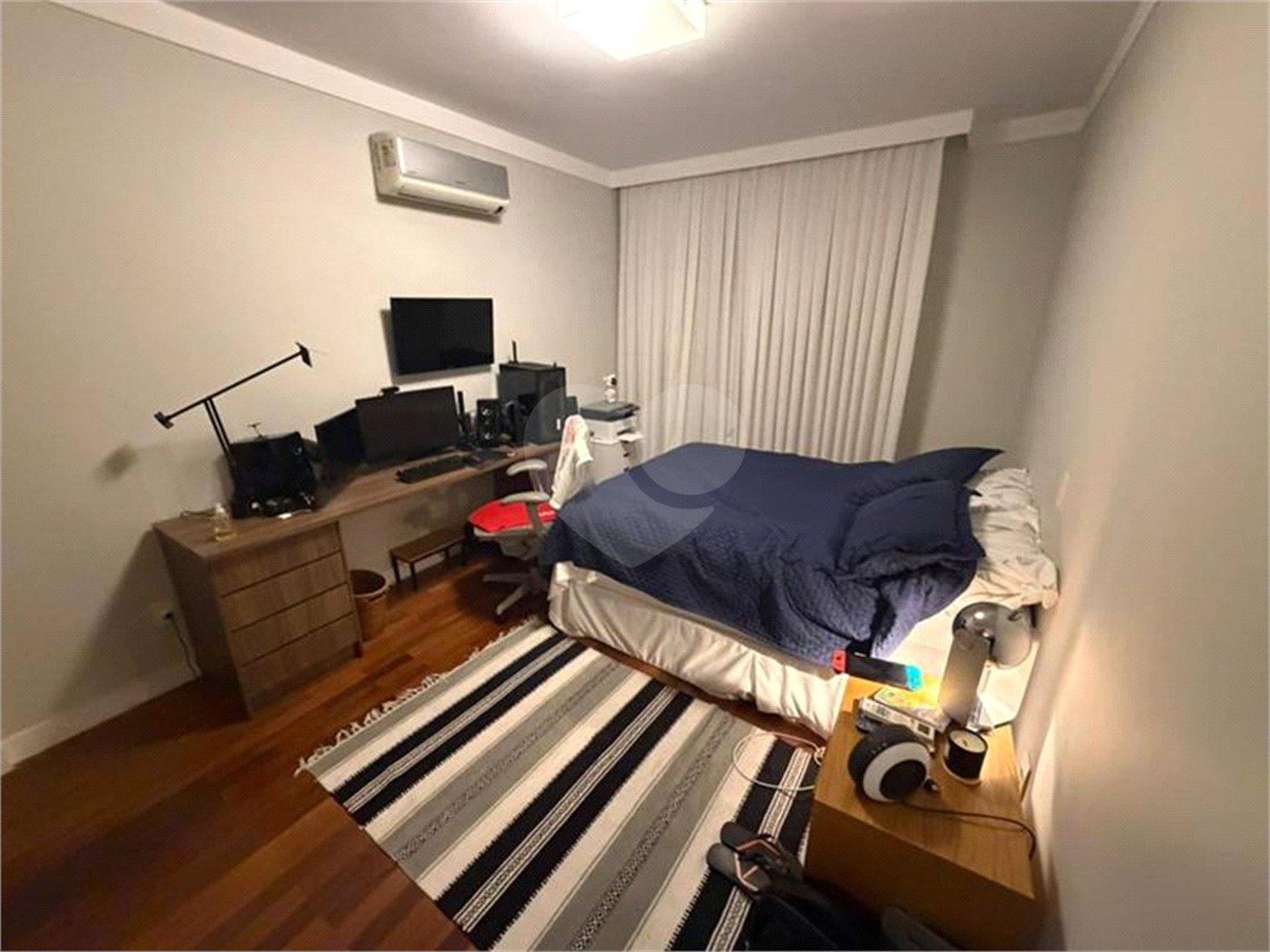 Apartamento à venda com 3 quartos, sendo 1 suíte,  em Cerqueira César, São Paulo, SP