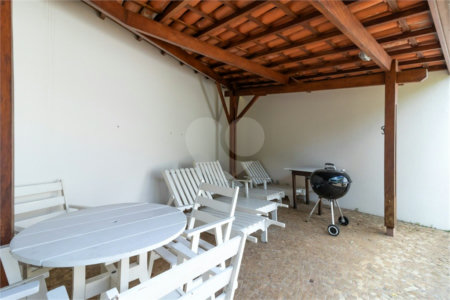Casa à venda com 4 quartos, sendo 1 suíte, em Jardim Novo Mundo, São Paulo, SP