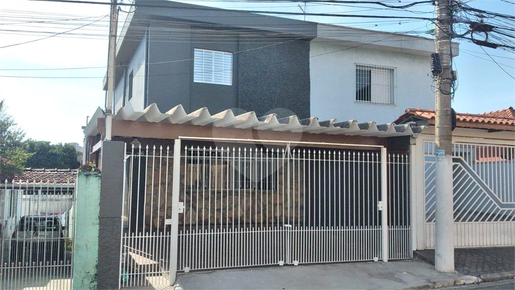 Sobrado à venda com 3 quartos, sendo 1 suíte, em Chora Menino, São Paulo, SP