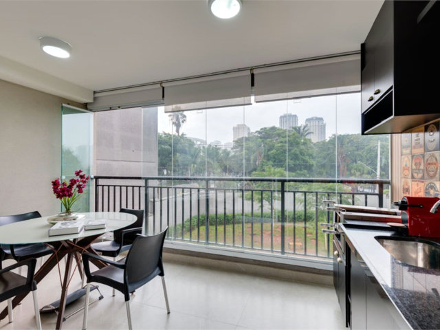 Apartamento à venda com 2 suítes em Santo Amaro, São Paulo, SP