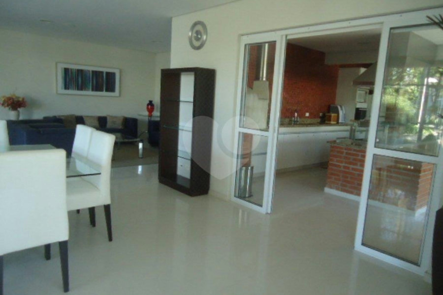 Casa à venda com 4 suítes em Tremembé, São Paulo, SP
