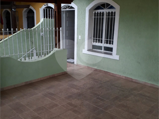 Sobrado à venda com 2 quartos em Horto, São Paulo, SP