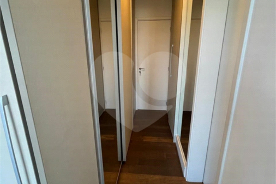 Apartamento à venda com 3 suítes em Morumbi, São Paulo, SP