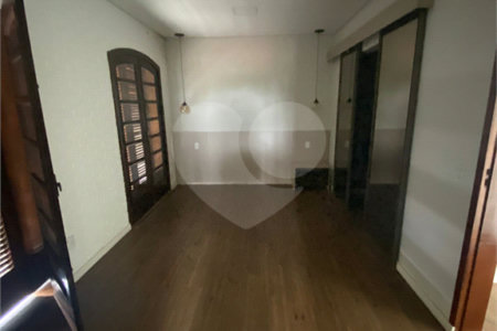 Casa à venda com 4 suítes em Vila Suissa, Mogi das Cruzes, SP