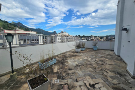 Cobertura à venda com 4 quartos, sendo 1 suíte,  em Tijuca, Rio de Janeiro, RJ