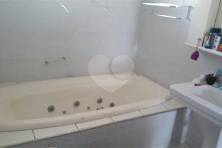 Chácara à venda com 3 quartos, sendo 2 suítes, em Chácara Companheiros, Jundiaí, SP