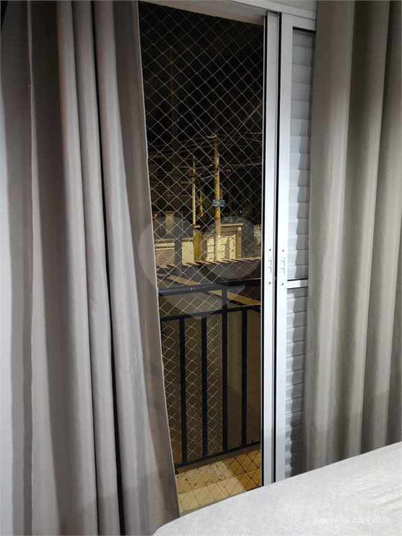 Sobrado à venda com 2 suítes em Vila Nivi, São Paulo, SP