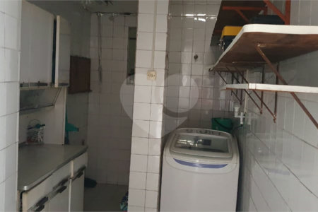 Casa Térrea à venda com 3 quartos em Vila Mazzei, São Paulo, SP