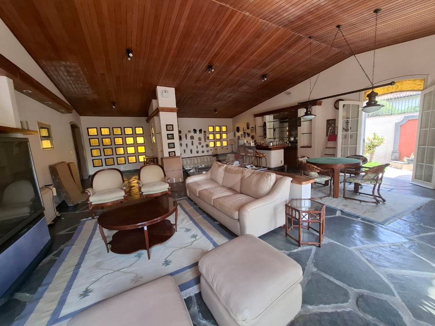 Casa à venda com 5 quartos, sendo 3 suítes,  em Alto da Boa Vista, São Paulo, SP