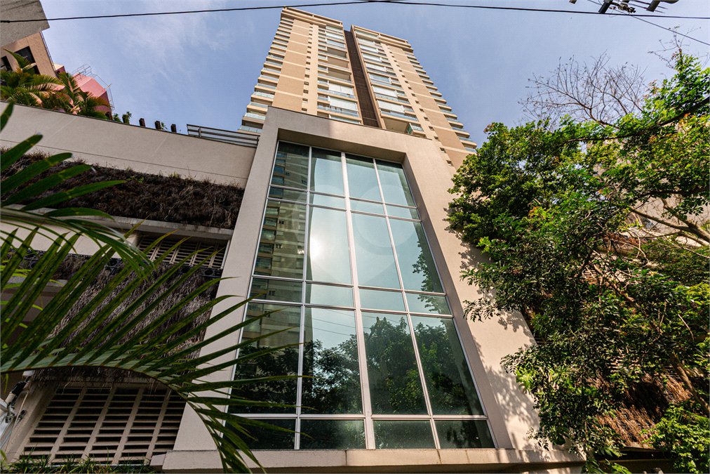 Apartamento à venda com 3 suítes em Jardim Fonte do Morumbi, São Paulo, SP
