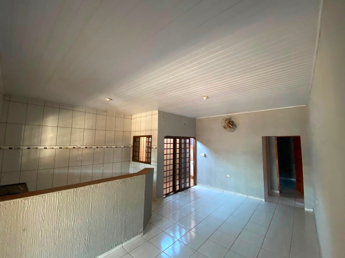 Casa para alugar com 2 quartos, sendo 1 suíte,  em Jardim Brasília, Três Lagoas, MS