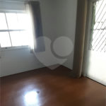Casa à venda com 5 quartos, sendo 1 suíte, no Centro, Bom Jesus dos Perdões, SP