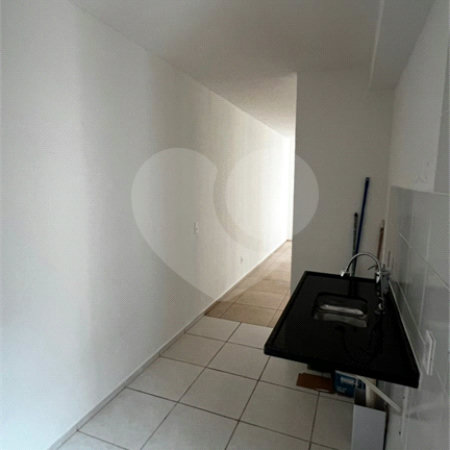 Apartamento à venda com 2 quartos em Santa Cruz, Rio de Janeiro, RJ