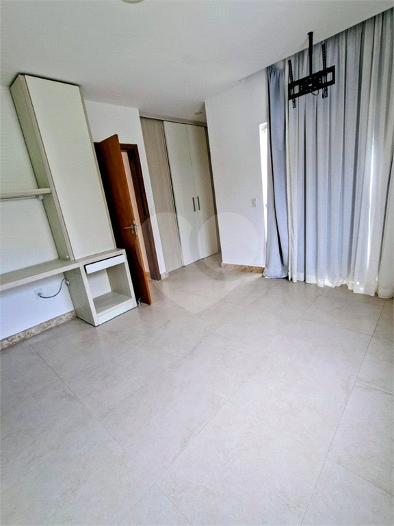 Casa à venda com 3 quartos, sendo 2 suítes, em Orla Norte, Porto Seguro, BA