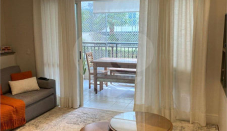 Apartamento à venda com 3 quartos, sendo 1 suíte,  em Indianópolis, São Paulo, SP