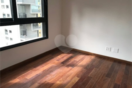 Apartamento com 3 suítes à venda no Jardim América - SP